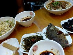 -顺溜·手工刀削面·黑金店(铜锣湾店)