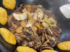 -粘豆包柴火铁锅炖