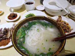 -桥香园云南过桥米线(金马碧鸡店)