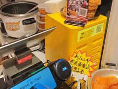 -柳州肥姨妈大骨螺蛳粉(万达中心店)