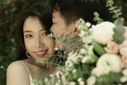 点击看大图 -挪娅婚纱摄影皇家会所