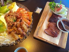 -大头虾越式风味餐厅(光明广场店)