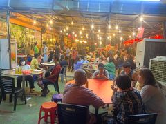 -大树下海鲜饭店