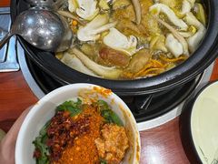 -菌之家·专业纯野生菌火锅·特色炒菌