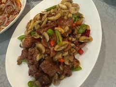 -汗腾格里·风味餐厅(新疆驻京办店)