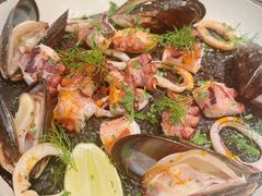 -LESCEDARS Brasserie Bistro香柏树