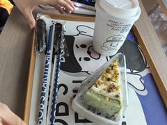 -抱抱地球咖啡馆(国家海洋博物馆店)