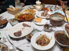 -贯贯吉·清真餐厅(浙江中路店)