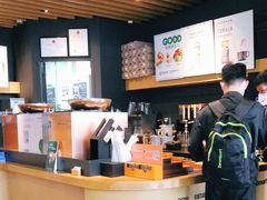 -星巴克(广州南站A18检票口楼上)