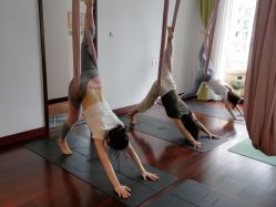 -Yvon yoga 瑜伽·精准体态管理中心