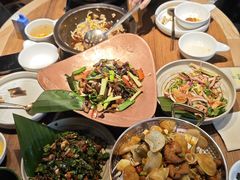 -云海肴·汽锅鸡·云南菜(天山百盛优客店)