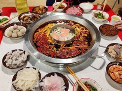 -厂花素芬九宫格火锅(红光店)