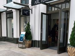 -ARC'TERYX始祖鸟(奕欧莱奥特莱斯店)