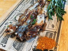 石头烤整根羊尾尖-蒙料·手把肉(望京店)