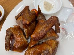 脆皮烧乳鸽-富豪酒家(正大广场店)