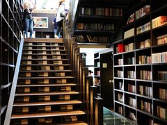 -钟书阁(松江泰晤士小镇店)