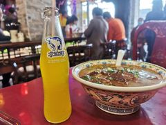 -金杨拉面王小吃面馆·牛三宝面·红烧牛肉粉