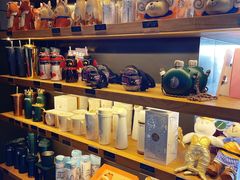 零售区-星巴克臻选(金桥国际店)