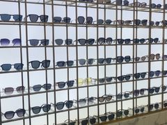 -世纪大明眼镜·林德伯格·蔡司官方授权店(武昌旗舰店)