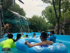 -热带风暴水上乐园