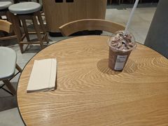 -星巴克臻选(北京银泰店)