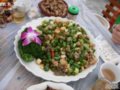 泡椒牛蛙-老幺泉水鸡