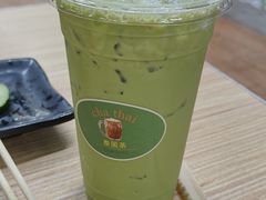 -泰龙城小吃街