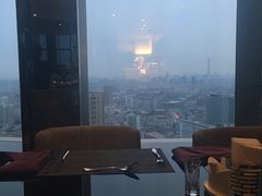 -唐拉雅秀酒店-西锦汇空中BBQ·思创餐厅