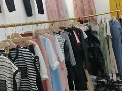 -意法服饰城