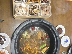 -菌乡缘·野生菌蒸汽鱼火锅(江边夜市店)