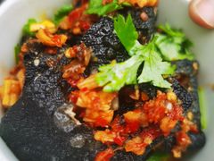 -黑色经典臭豆腐·湖南特产(步行街店)