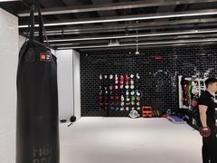 -悦莱美游泳健身(珠江新城花城汇店)