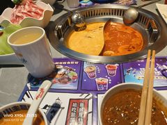 水牛奶冬阴功汤锅-生活如沸·顺德水牛奶火锅(人民广场店)