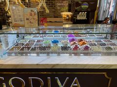 面包甜点陈列柜-GODIVA(美罗城店)
