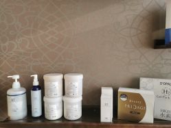 -JNK皮肤管理中心