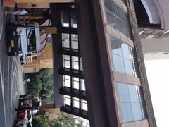 -三亚湾海居铂尔曼度假酒店