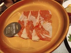 -牛YO寿喜烧·铁板烧和牛火锅自助(市府恒隆店)