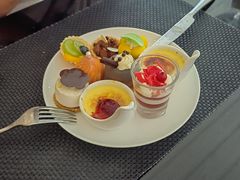 -圣丰索菲特·2 On 988 Café 自助餐厅