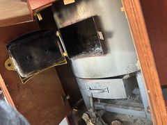 -老农民柴火灶鲜鱼馆