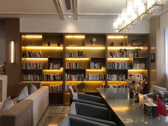 -上海外滩老码头亚朵酒店