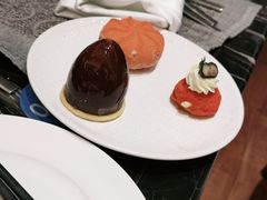 -云端西餐厅(南宁龙光那莲豪华精选酒店)