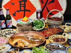 -洱火云南酸菜牛肉火锅(石景山当代商城店)