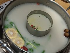 -江小渔鲜鱼火锅(冠亚星城店)