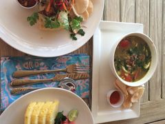 -Hai Bar And Grill