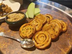 鹅肝酱葱油饼-杭州西子湖四季酒店·金沙厅