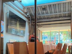 -阿瓦山寨·湘菜现炒·剁椒鱼头王(咸阳总店)