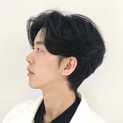 -变画·发型STUDIO