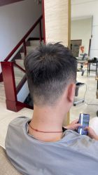 点击看大图 -Hello Lady发型设计