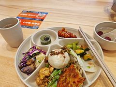 -素满香·全民食养自助(长宁龙之梦店)