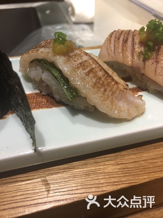 炙烤比目鱼裙边